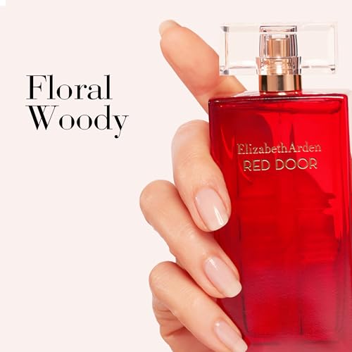 Red Door Elegance: Elizabeth Arden Women's Perfume Spray